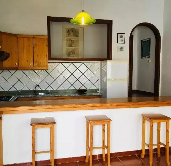 Apartamentos Y Habitaciones Villa Marina