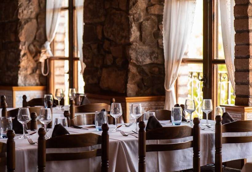 Aparthotel Cal Marçal