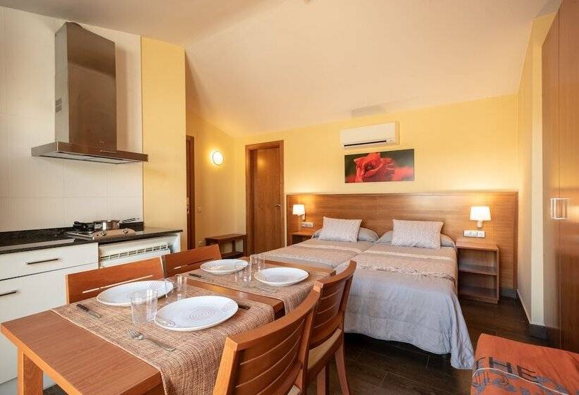 Aparthotel Cal Marçal