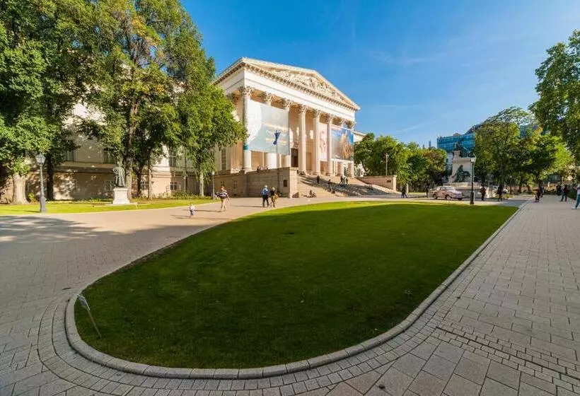 酒店 Budapest Museum Central