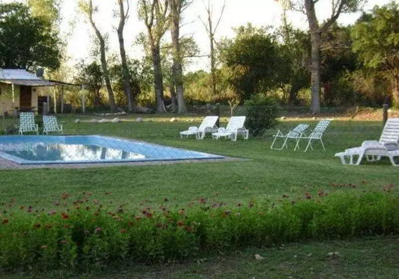 Hotelli Cabañas Casasol