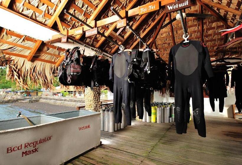 فندق Cocotinos Manado