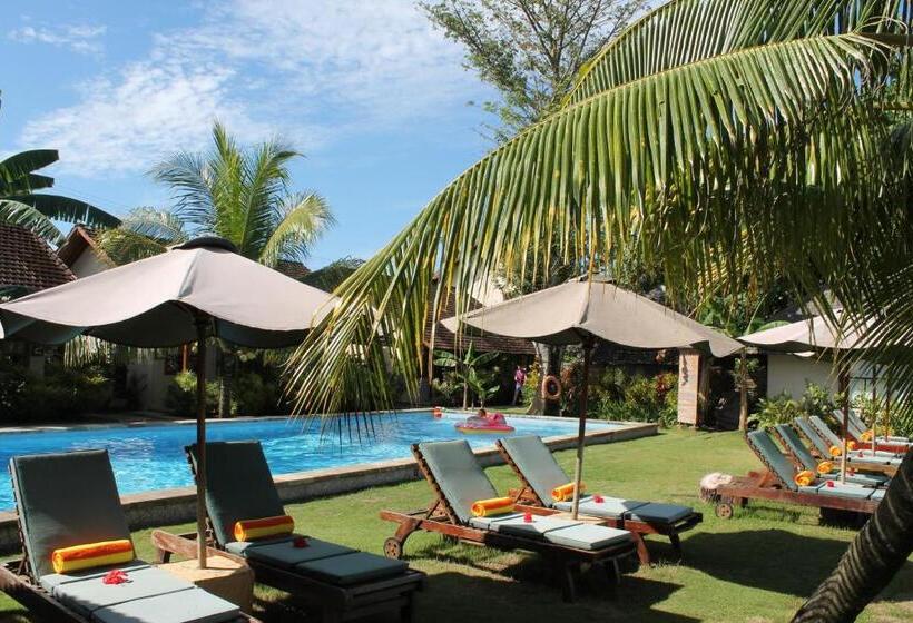 فندق Cocotinos Manado