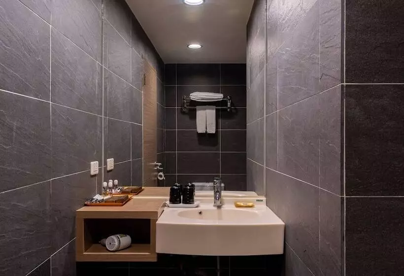 Guide Hotel Taipei Chongqing