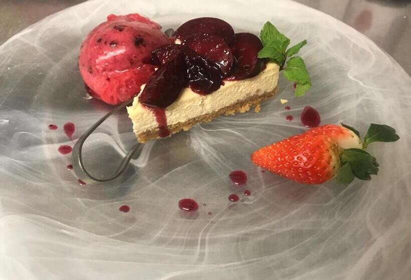 Отель The George & Dragon