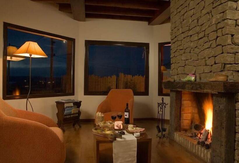 هتل Hosteria Roble Sur