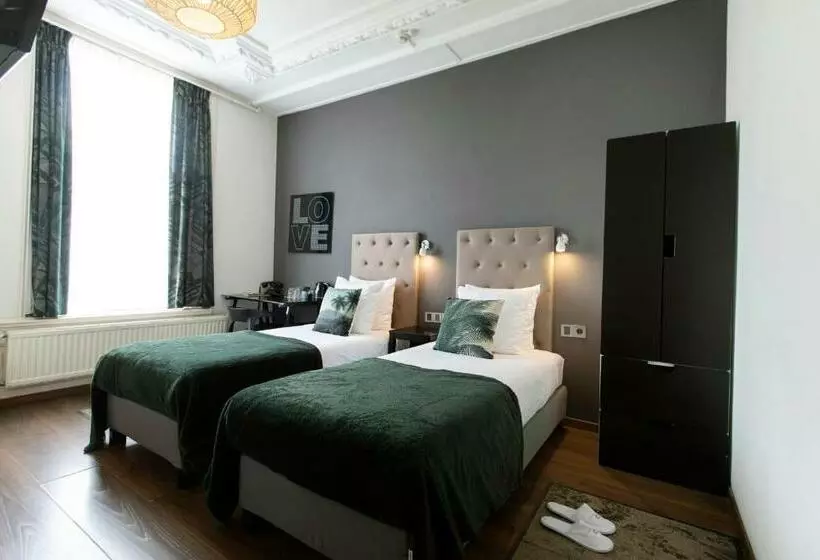 ホテル Quentin Amsterdam