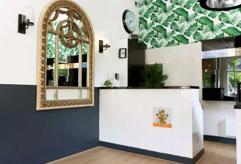 ホテル Quentin Amsterdam