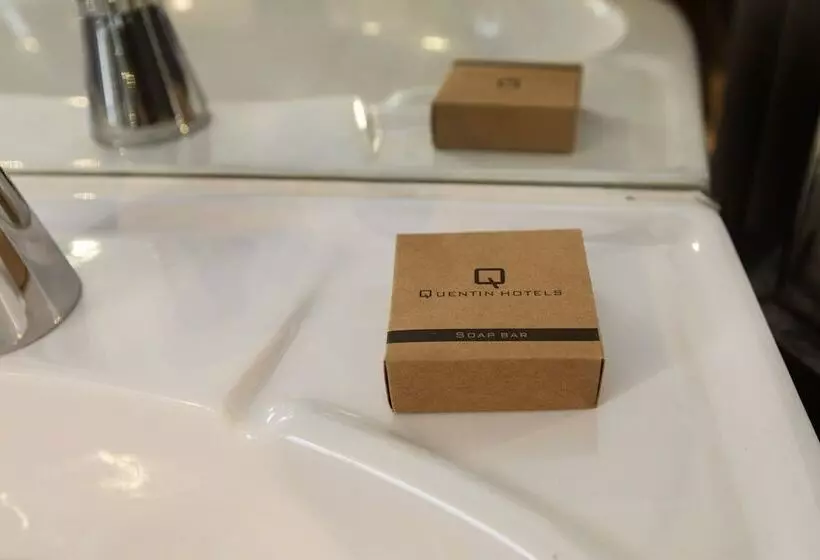 ホテル Quentin Amsterdam