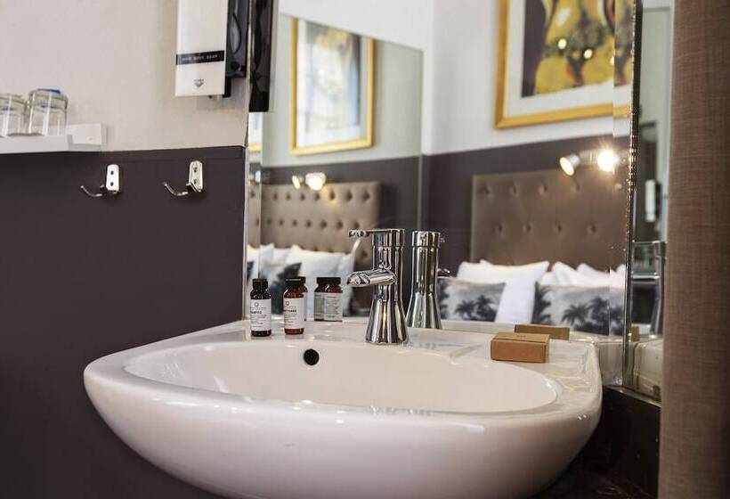 בית מלון כפרי Quentin Amsterdam