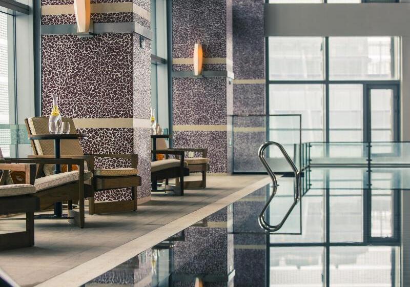 هتل Renaissance Beijing Capital