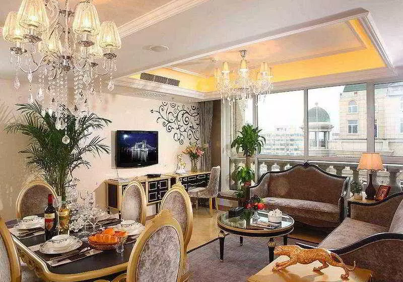 Hotel The Riverside Baroque Palace