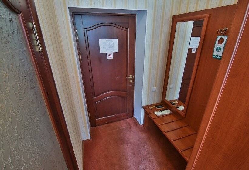 בית מלון כפרי Ukraina