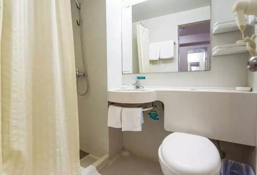 Magnolia Hotel Shanghai Henglong Plaza Store