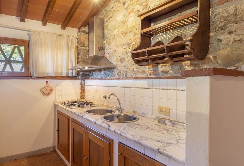 Amazing Cottage With Swimming Pool, Garden, Bbq, Parking