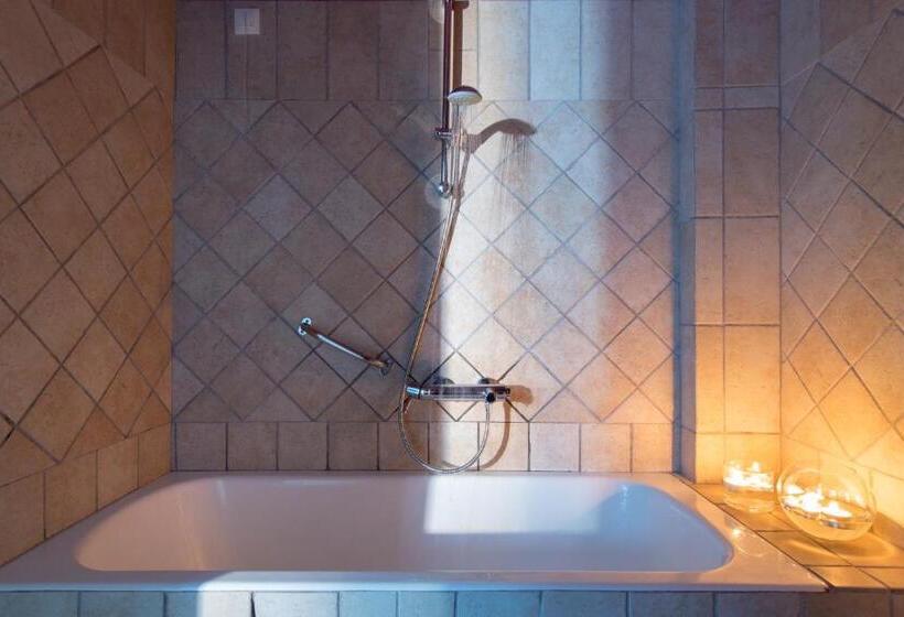 هتل Seaside By Manos