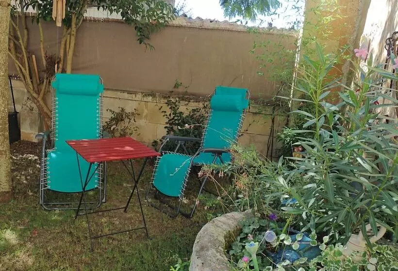 Majatalo La Miramboise, Chambres Et Table D Hôtes