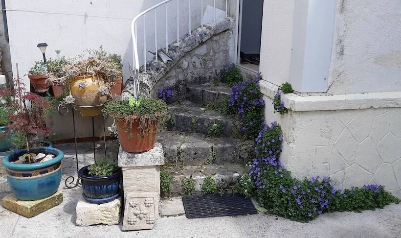 ペンション La Miramboise, Chambres Et Table D Hôtes