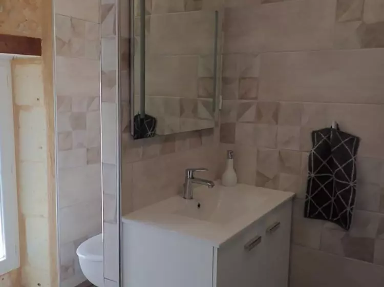 Majatalo La Miramboise, Chambres Et Table D Hôtes