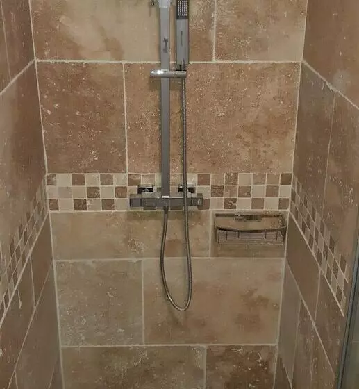 Majatalo La Miramboise, Chambres Et Table D Hôtes