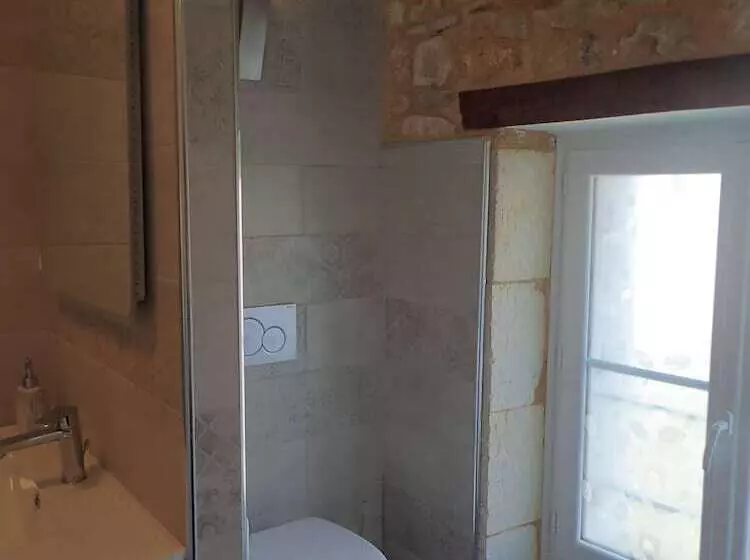 Majatalo La Miramboise, Chambres Et Table D Hôtes