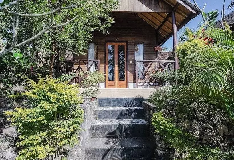 Majatalo Penida Lapaya Garden