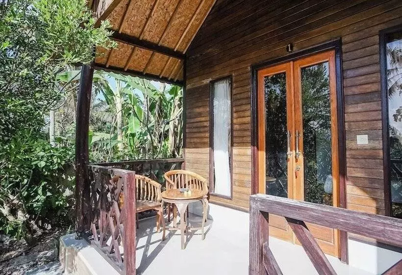 Majatalo Penida Lapaya Garden