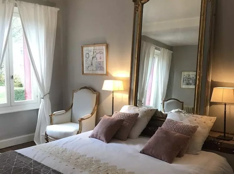 Aamiaismajoitus (B&B) Residence Le Petit Paradis