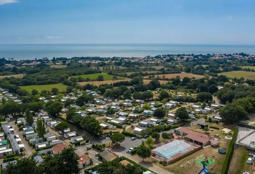 Hotelli Camping Les Brillas