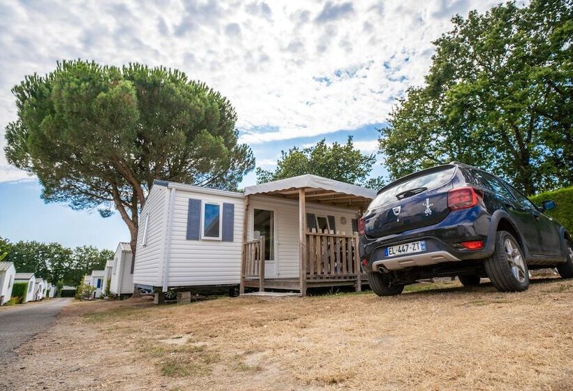 ホテル Camping Les Brillas