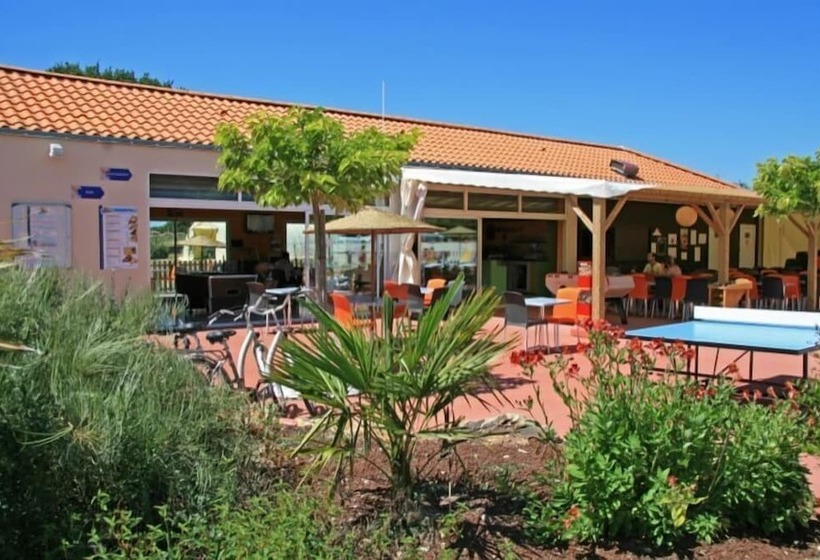 ホテル Camping Les Brillas