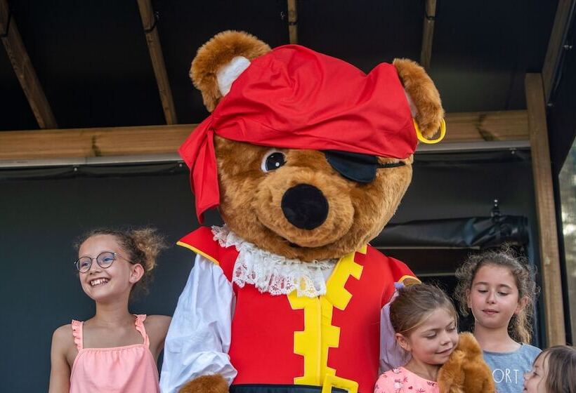 ホテル Camping Les Brillas