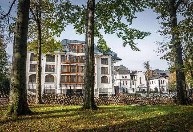 Nosalowy Park Hotel & Spa