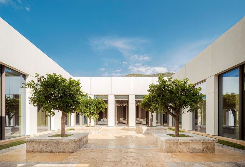 هتل One&only Portonovi