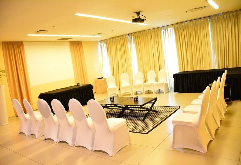 هتل Rivera Casino & Resort