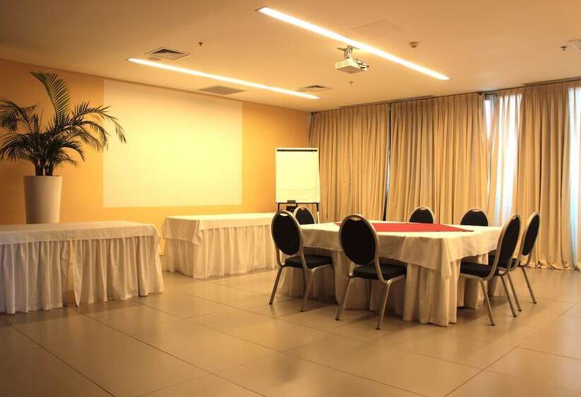 هتل Rivera Casino & Resort