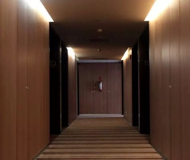 Hotelli Rivera Casino & Resort