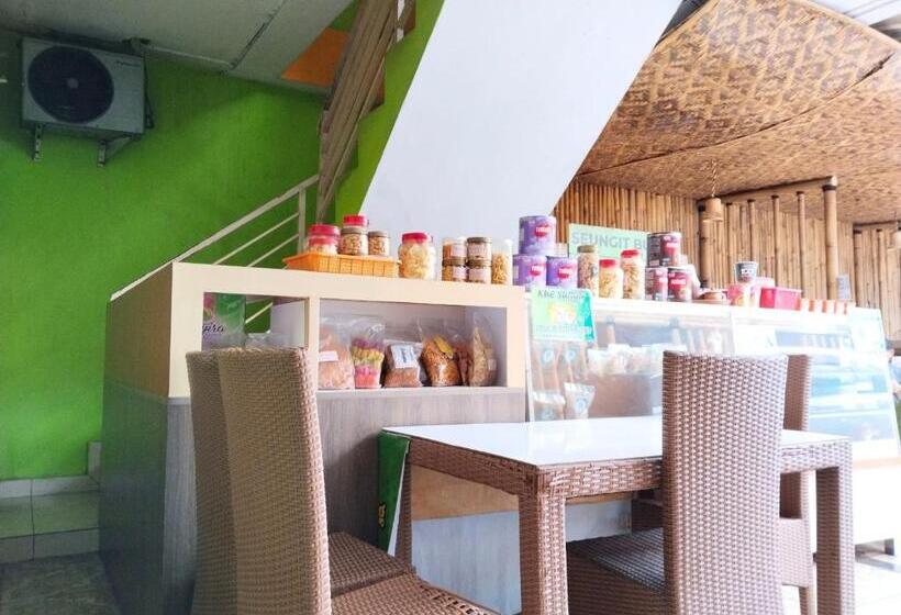 בית מלון כפרי Seungit Guest House Syariah