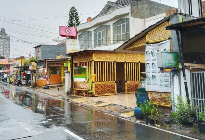 בית מלון כפרי Seungit Guest House Syariah