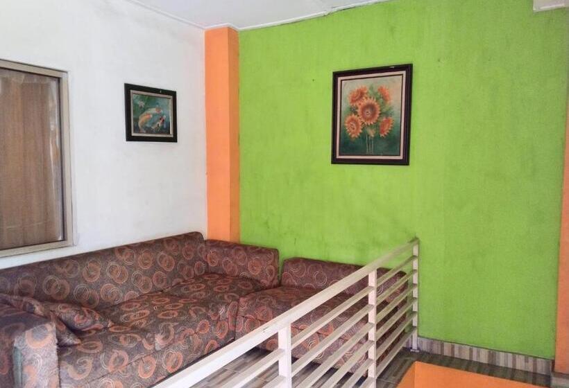 בית מלון כפרי Seungit Guest House Syariah