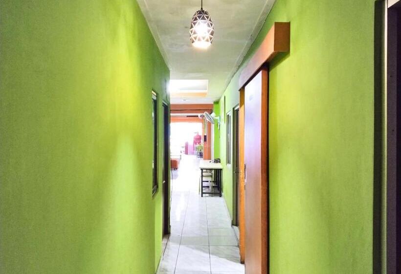 בית מלון כפרי Seungit Guest House Syariah