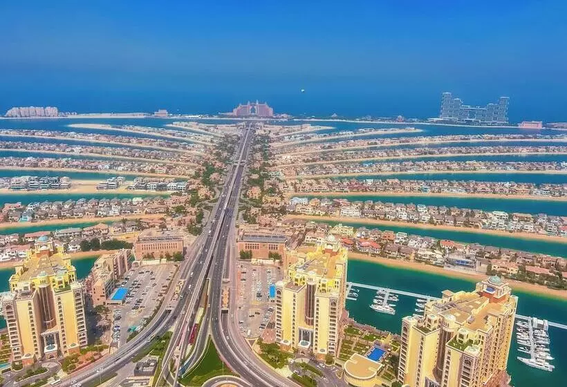 هتل Th8 Palm Dubai Beach Resort Vignette Collection, An Ihg