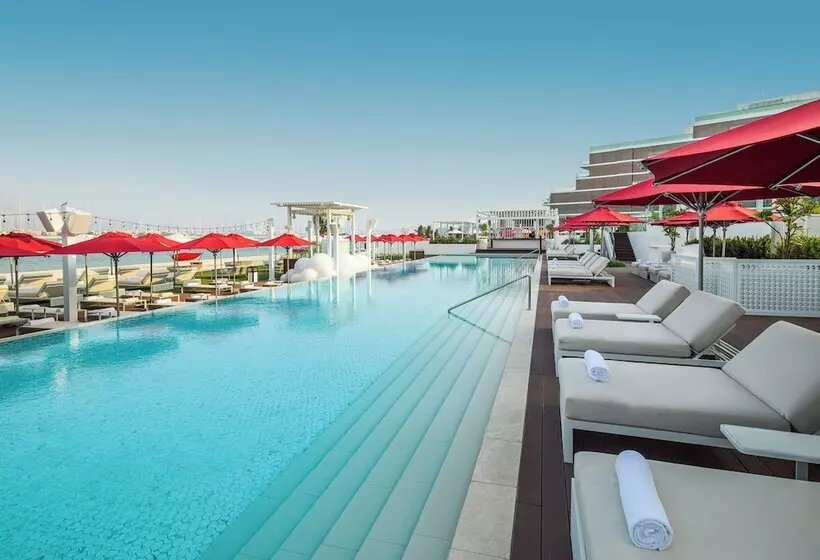 هتل Th8 Palm Dubai Beach Resort Vignette Collection, An Ihg