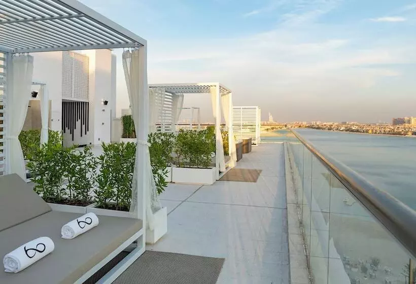 هتل Th8 Palm Dubai Beach Resort Vignette Collection, An Ihg