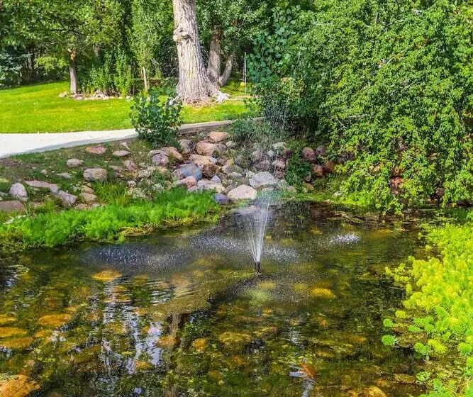 Hotelli Wolf Creek Village