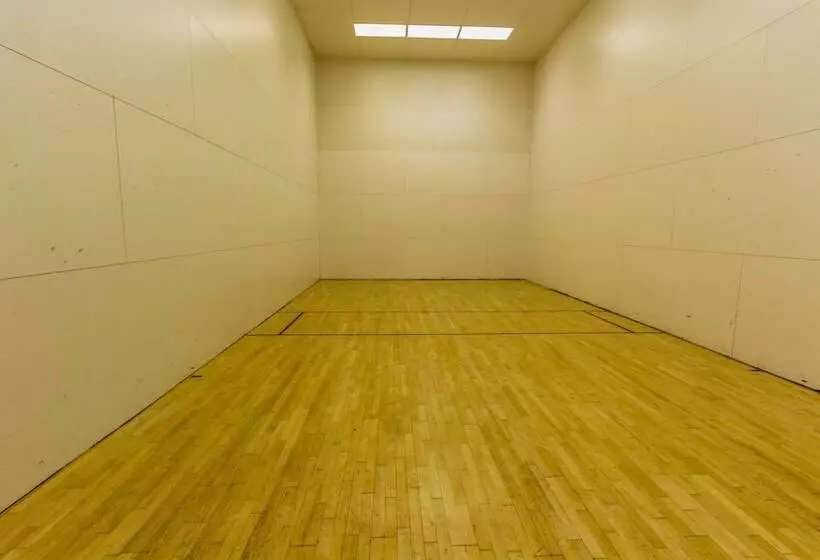 Hotelli Wolf Creek Village