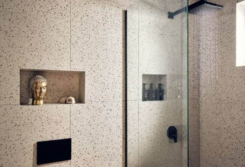 پانسیون Nomas Living