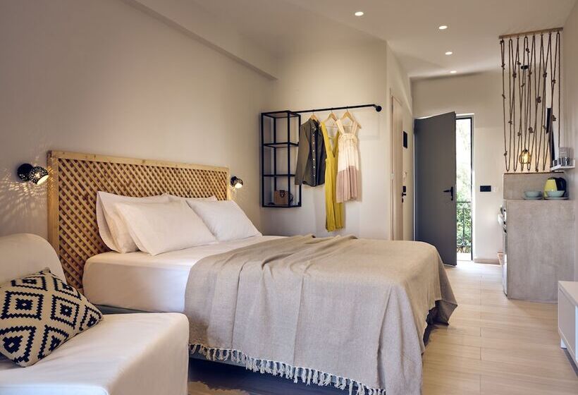 پانسیون Nomas Living