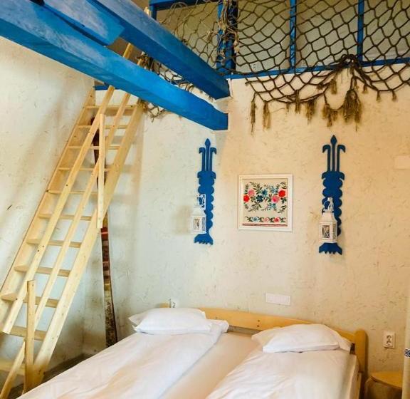 Hostel Nena Art Resort