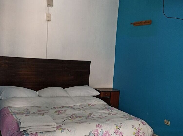 تختخواب و صبحانه Peru Inn Hostel